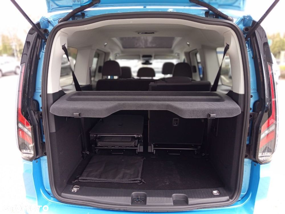 Ford Tourneo Connect Grand - 21