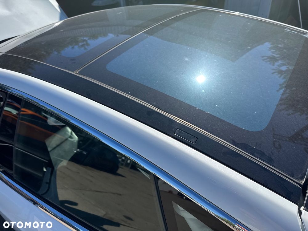 Tesla Model S - 11