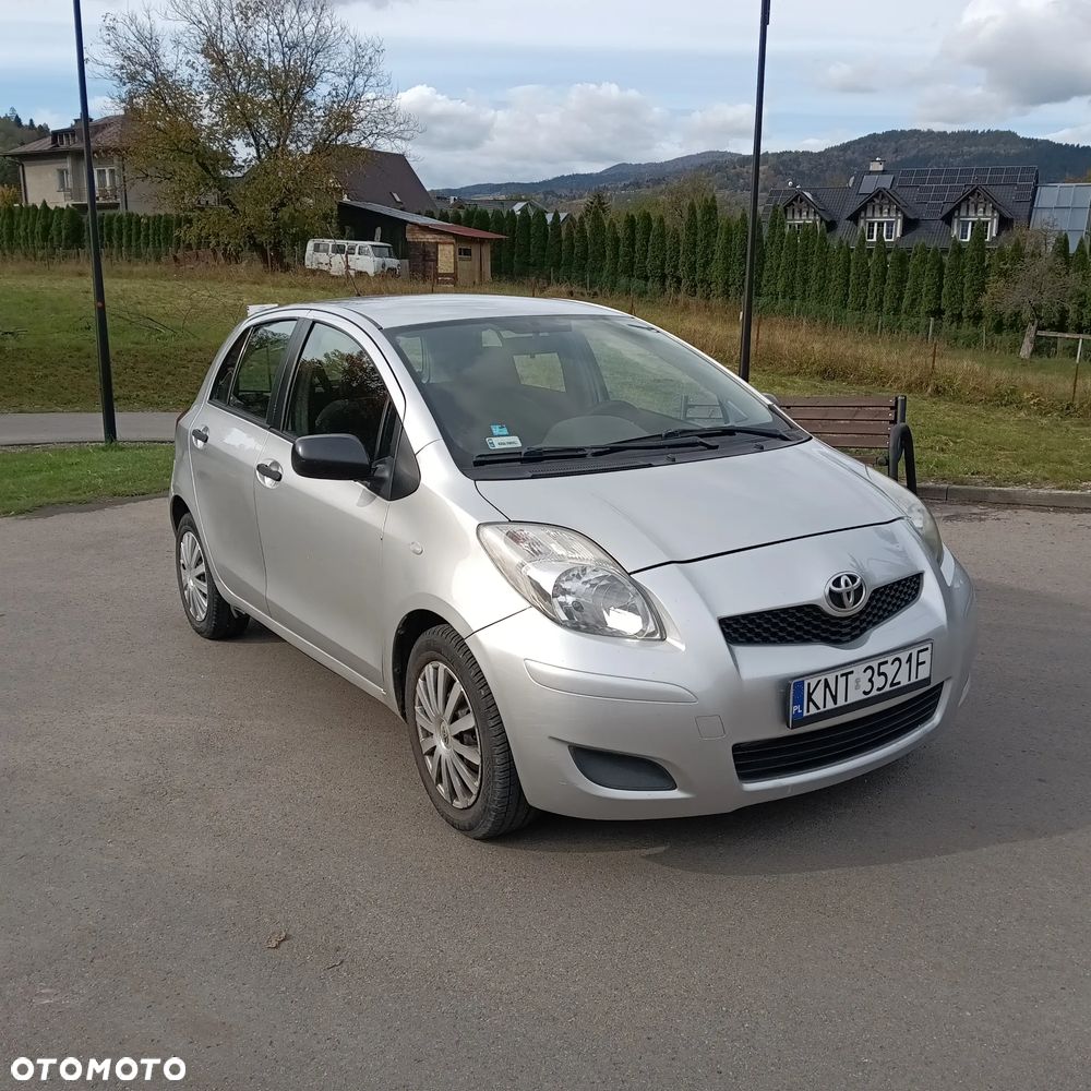 Toyota Yaris - 7