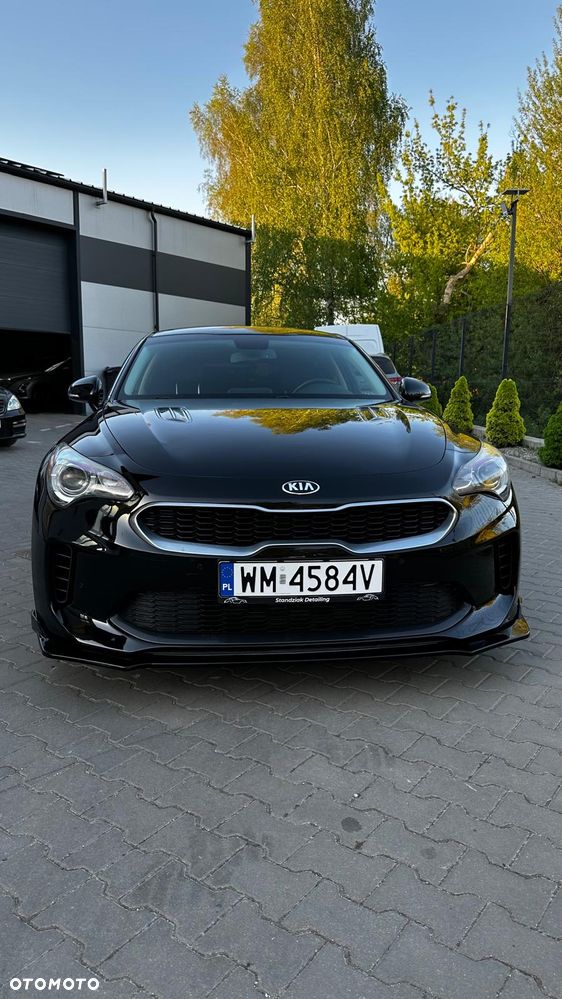 Kia Stinger 2.0 T-GDI GT Line - 3