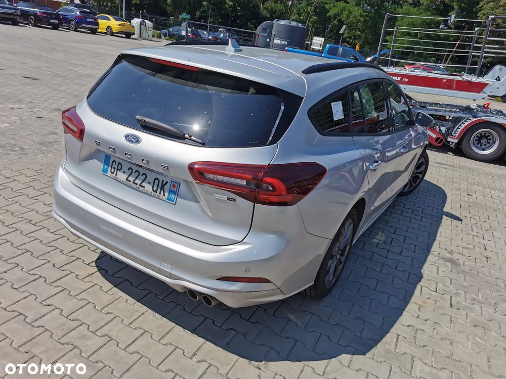 Ford Focus SW 1.0 EcoBoost Hybrid ACTIVE DESIGN - 5