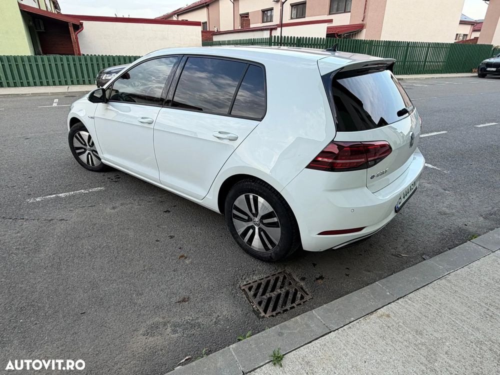 Volkswagen e-Golf - 7