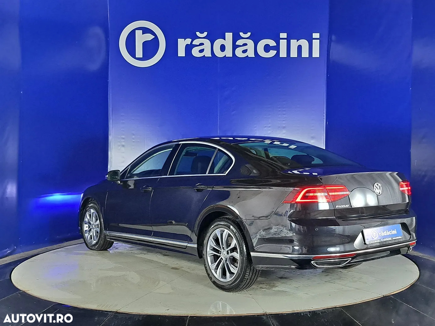 Volkswagen Passat - 7