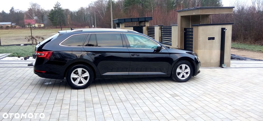 Skoda Superb 2.0 TDI Ambition DSG - 12