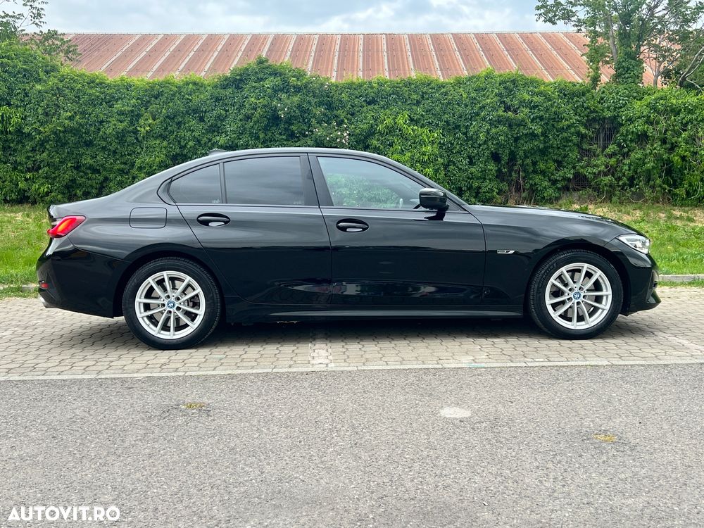 BMW Seria 3 - 34