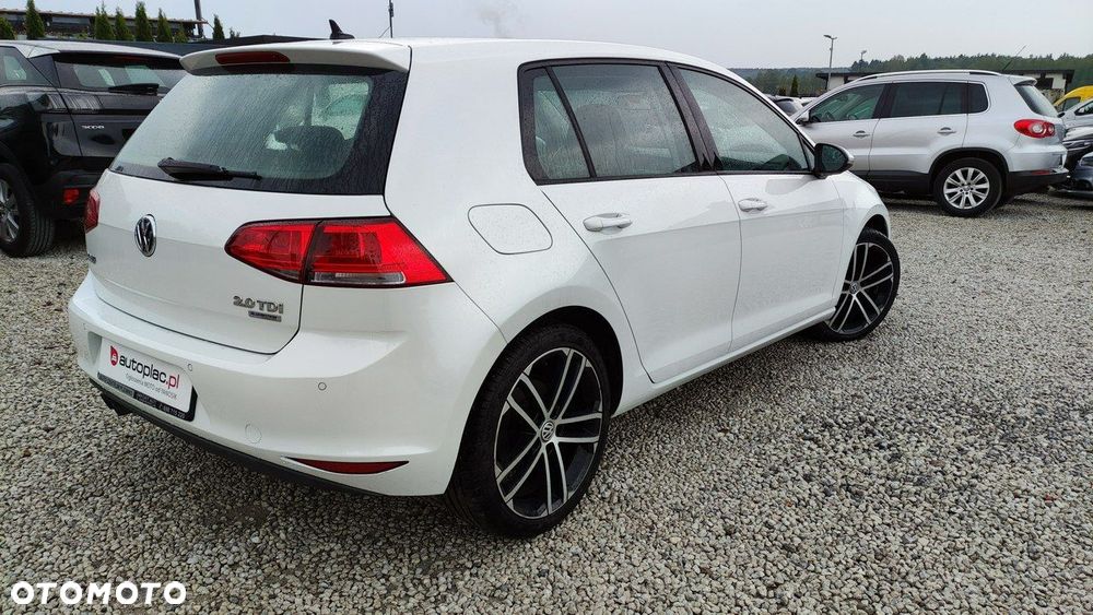 Volkswagen Golf 2.0 TDI (BlueMotion Technology) Comfortline - 4