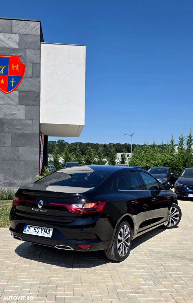 Renault Megane TCe 140 EDC GPF Techno - 8