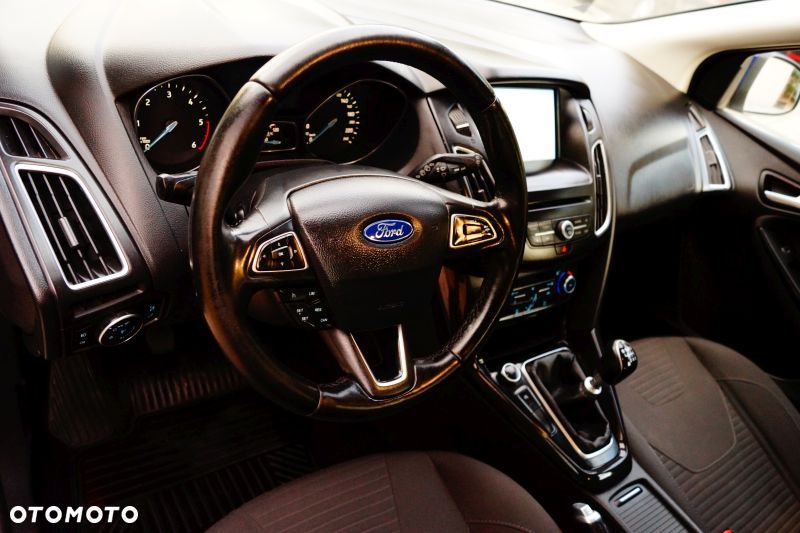 Ford Focus - 19