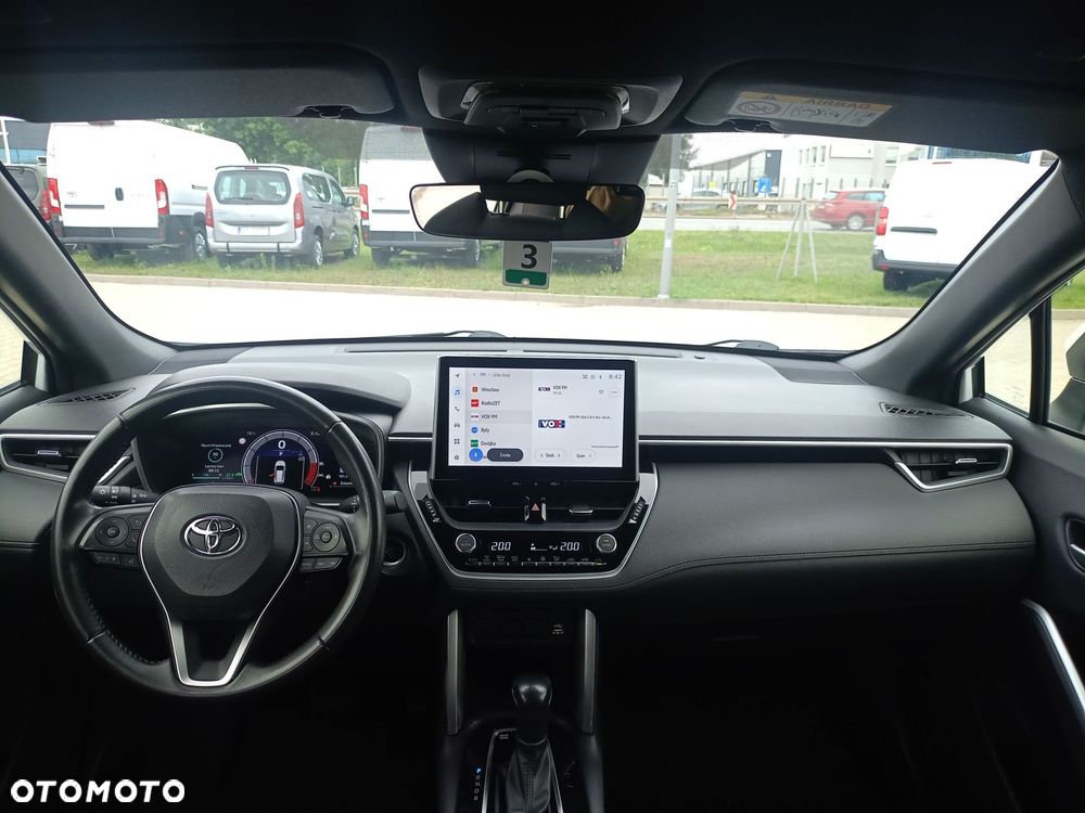 Toyota Corolla Cross - 2