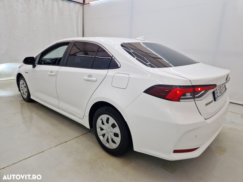 Toyota Corolla 1.8 HSD Business Plus - 9