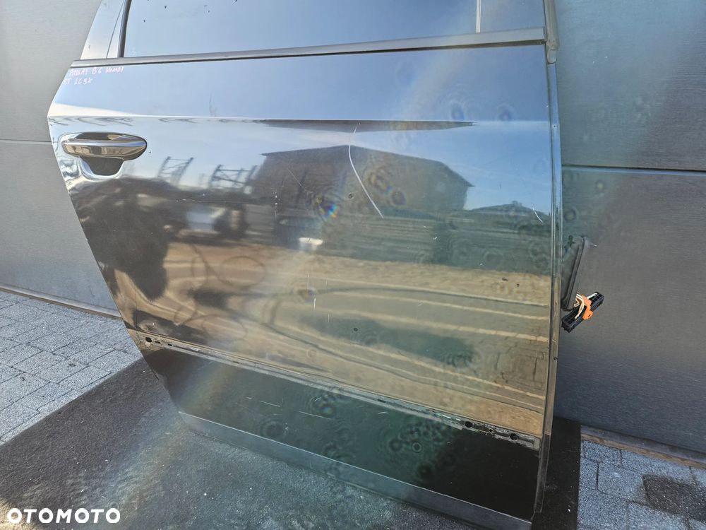 VW Passat B6 Kombi LC9X Drzwi Prawy Tył - 8