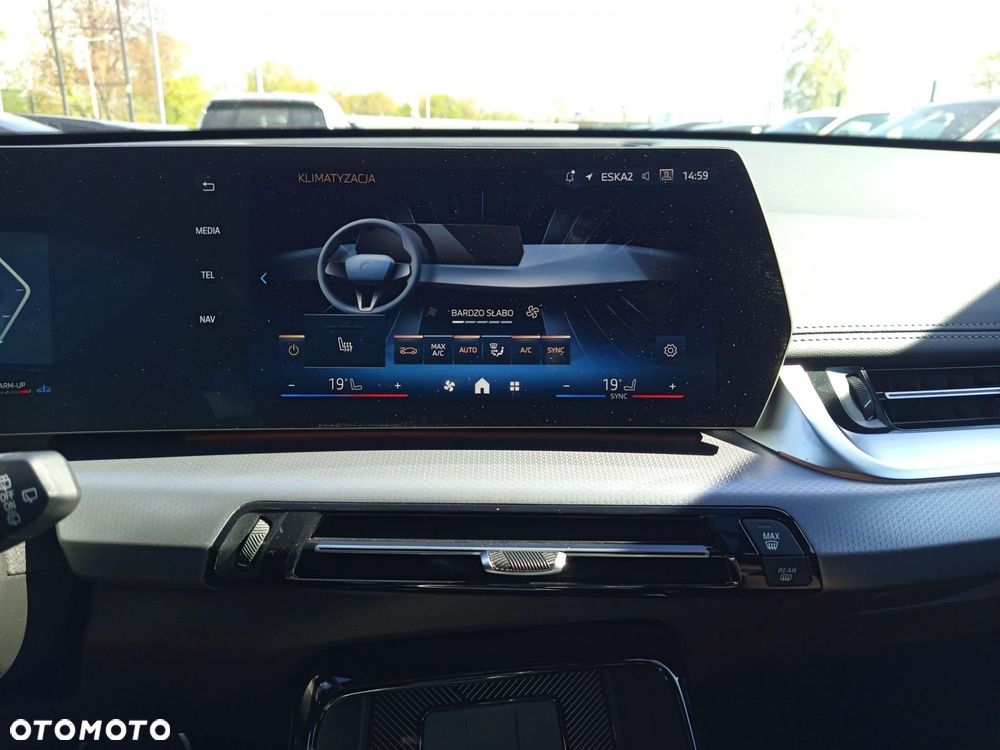 BMW X1 - 18