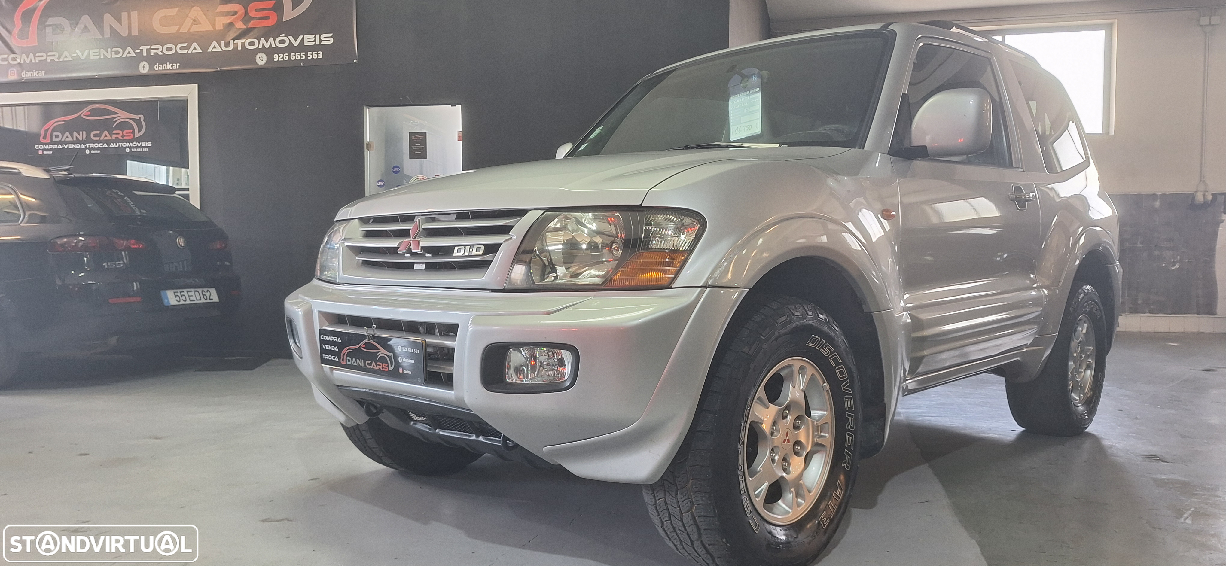 Mitsubishi Pajero 3.2 DI-D GLS - 3
