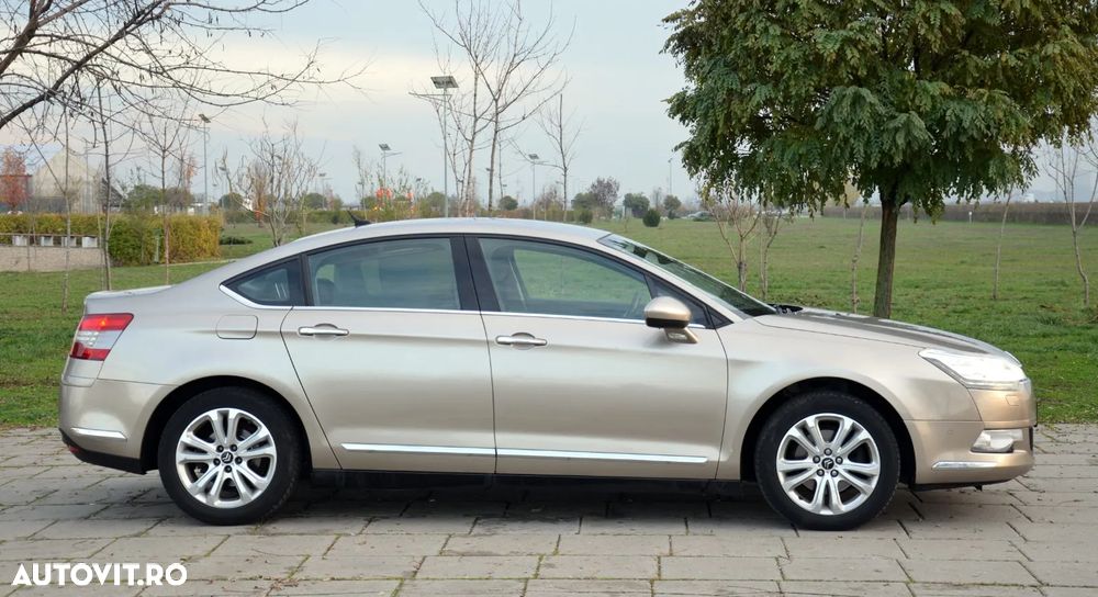 Citroën C5 2.0 HDI Susp H3+ Exclusive - 4