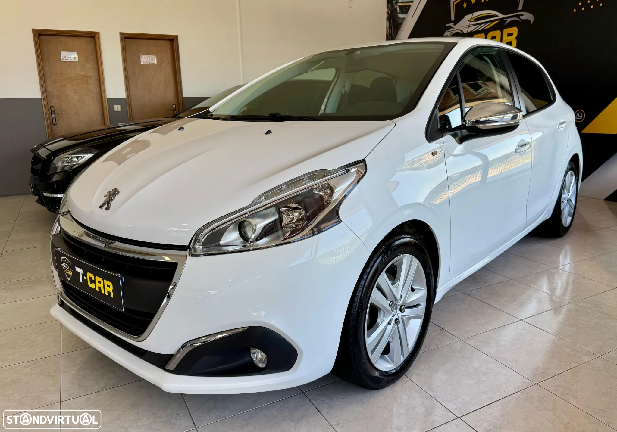 Peugeot 208 1.2 PureTech Style - 4
