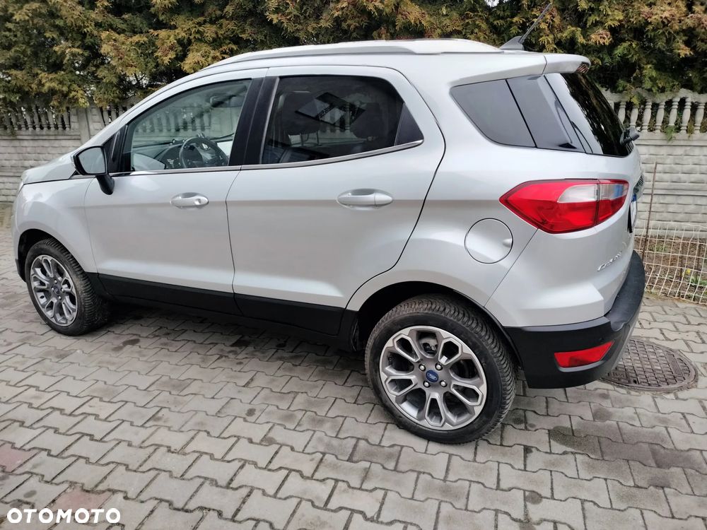 Ford EcoSport - 9