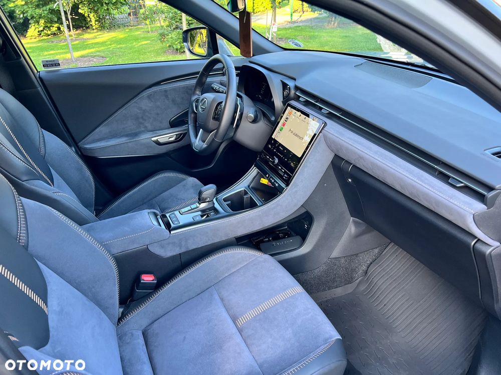 Lexus LBX 1.5 Hybrid Cool - 13