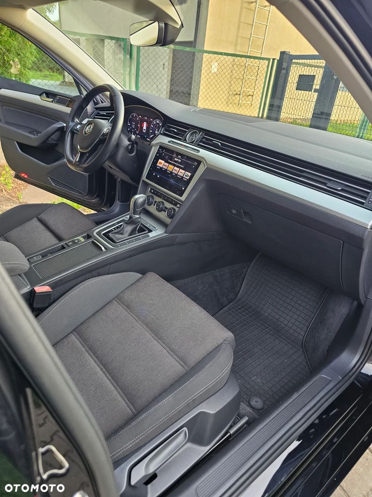 Volkswagen Passat 2.0 TDI BMT Comfortline DSG - 12