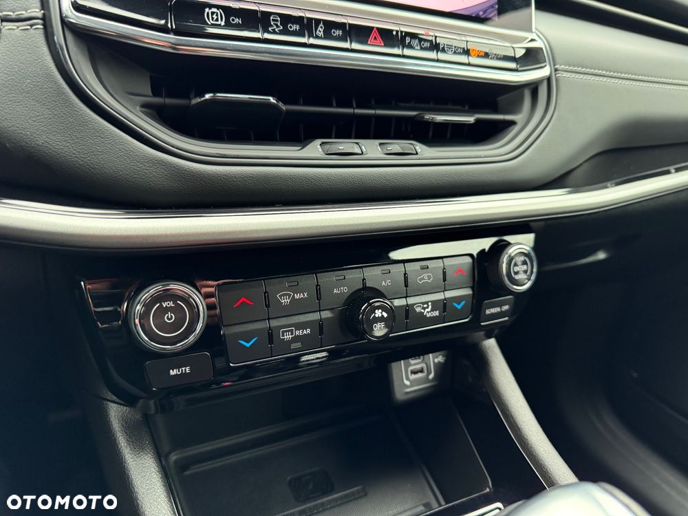 Jeep Compass 1.3 T4 PHEV 4xe 80th Anniversary S&S - 28