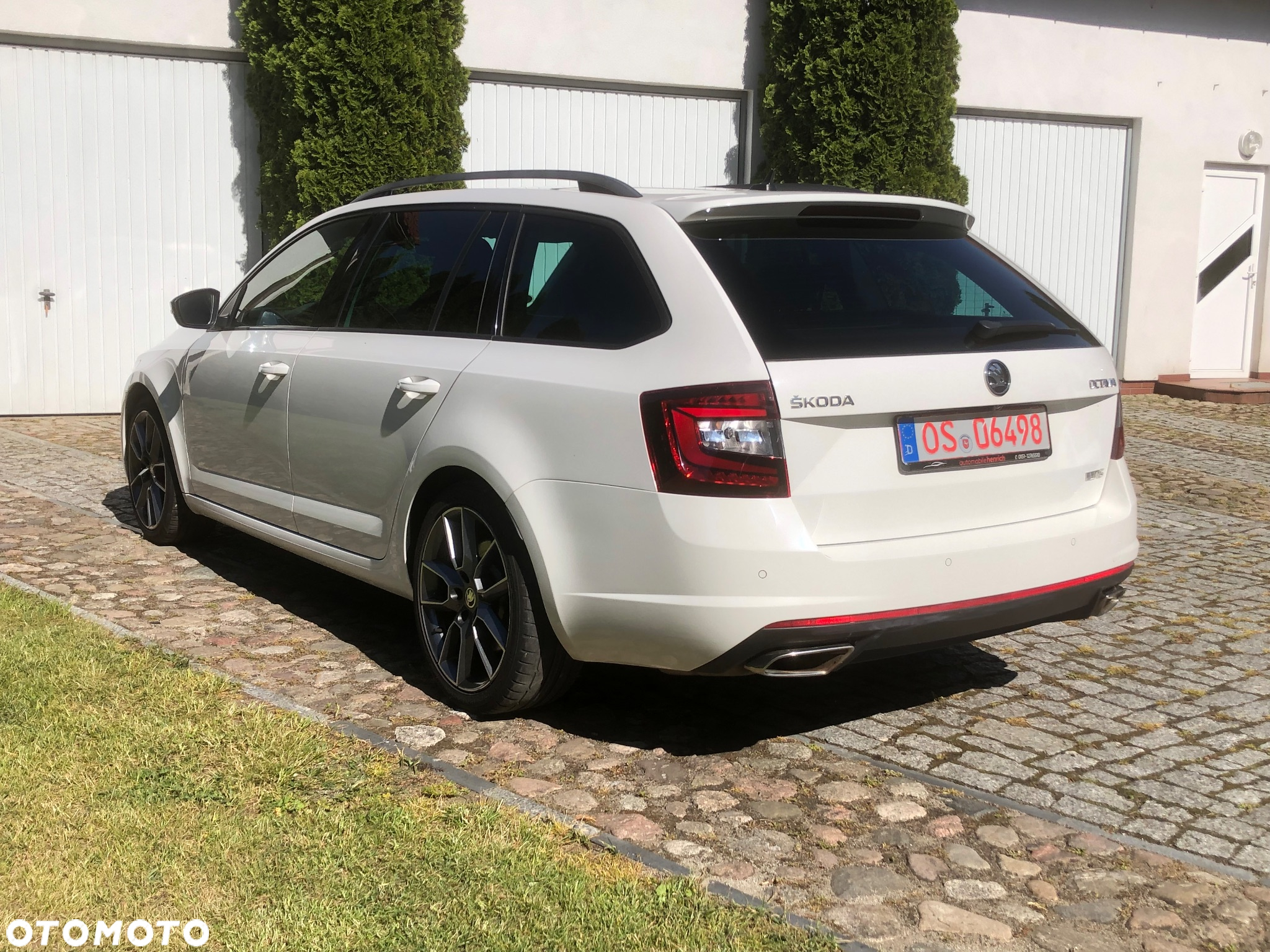 Skoda Octavia Combi 2.0 TSI RS 245 - 5