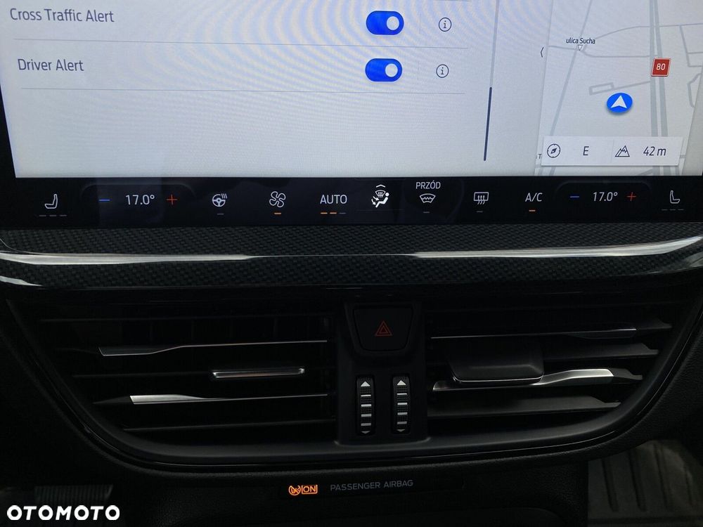 Ford Focus 1.0 EcoBoost mHEV ST-Line X - 32