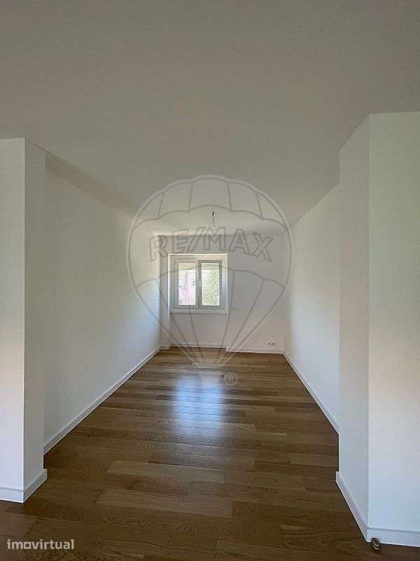 Apartamento T2 para arrendamento - Grande imagem: 2/12