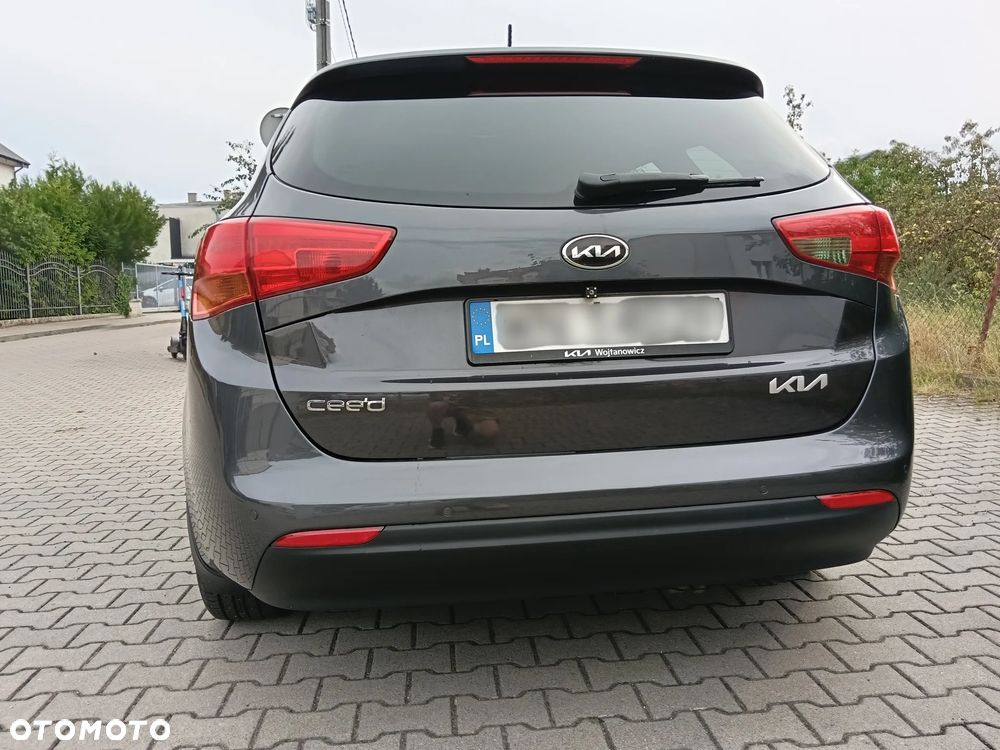 Kia Ceed 1.6 CRDi L - 11