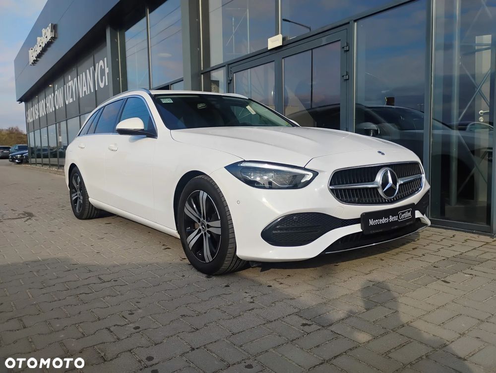 Mercedes-Benz Klasa C 180 mHEV Avantgarde - 27