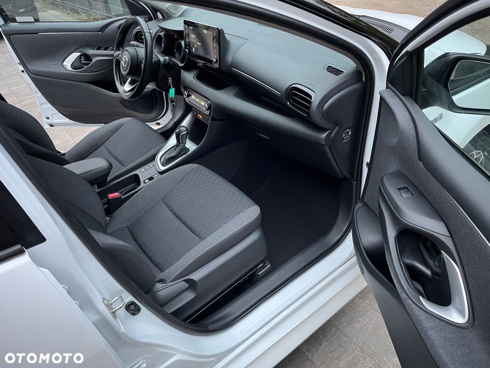 Toyota Yaris Hybrid 1.5 Executive - 10