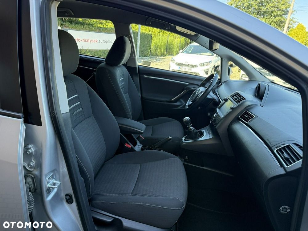 Toyota Verso 1.6 D-4D Active 7os EU6 - 22