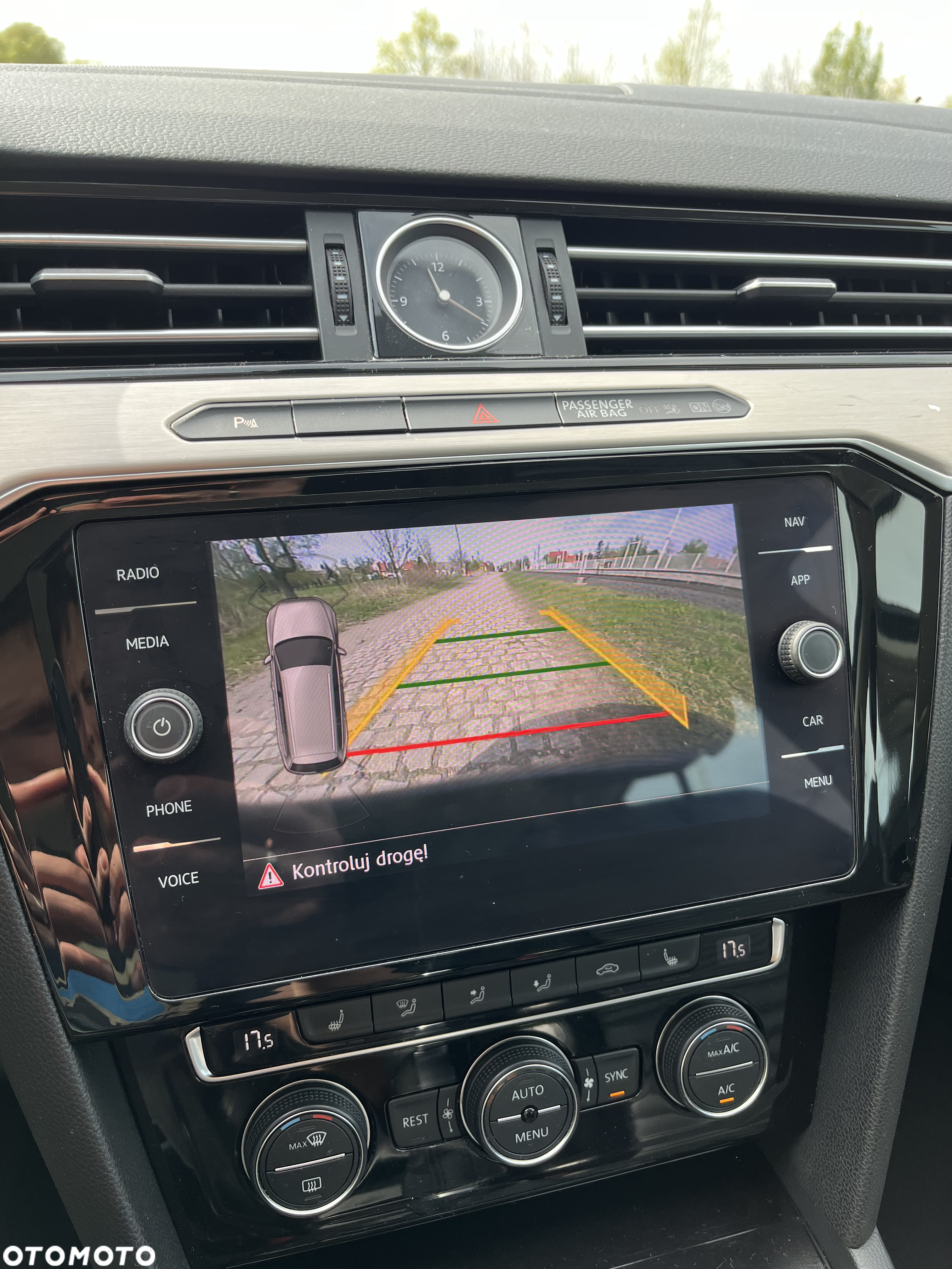Volkswagen Passat Variant 1.6 TDI SCR DSG Comfortline - 11
