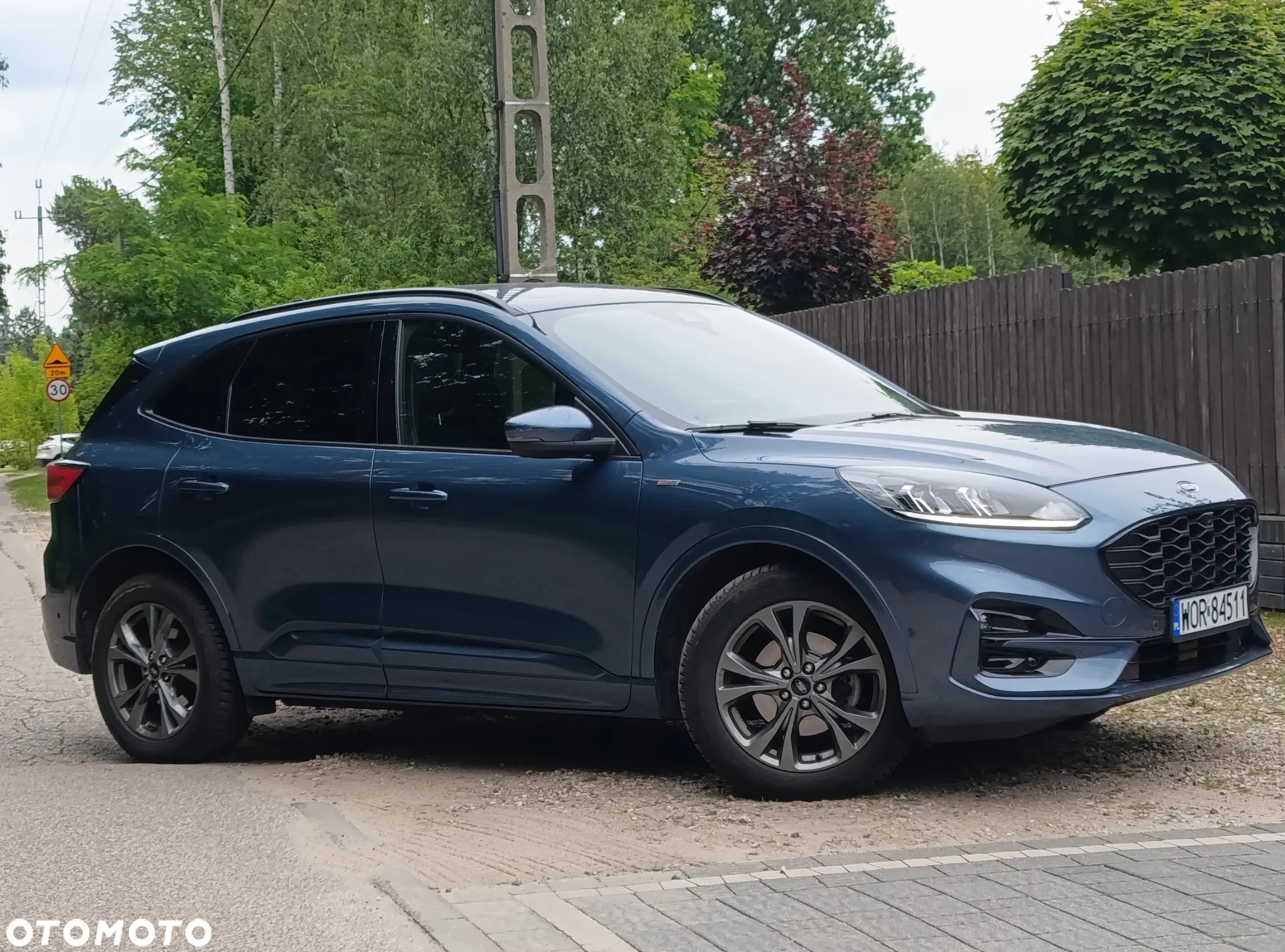 Ford Kuga - 2