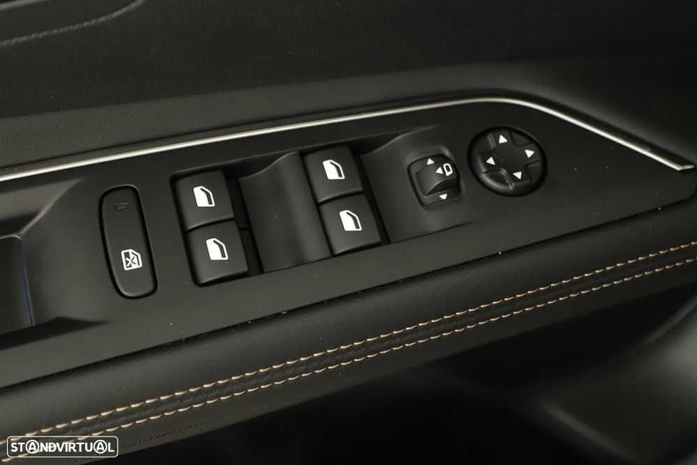 Peugeot 3008 1.2 PureTech GT EAT8 - 20