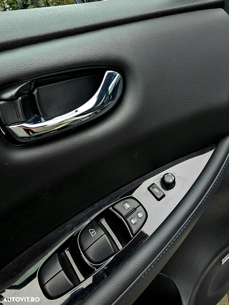 Nissan LEAF Tekna - 22