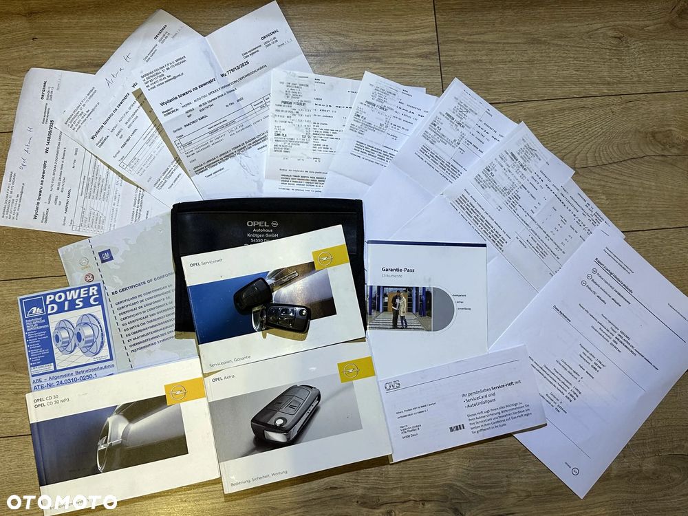 Opel Astra 1.8 Sport - 25