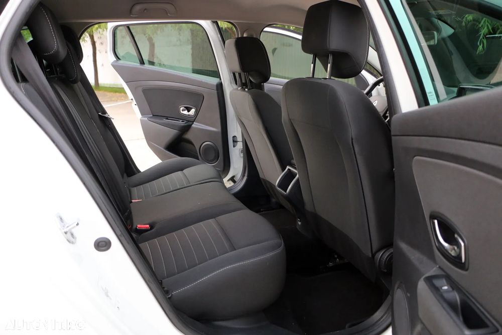 Renault Megane dCi 110 FAP LIMITED - 12