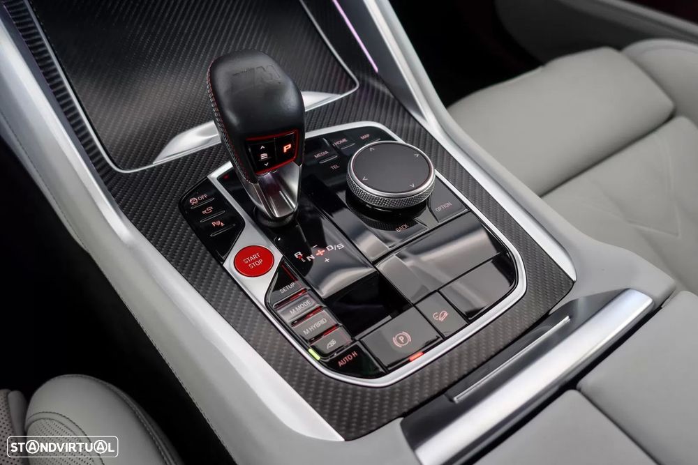 BMW XM 50e - 11