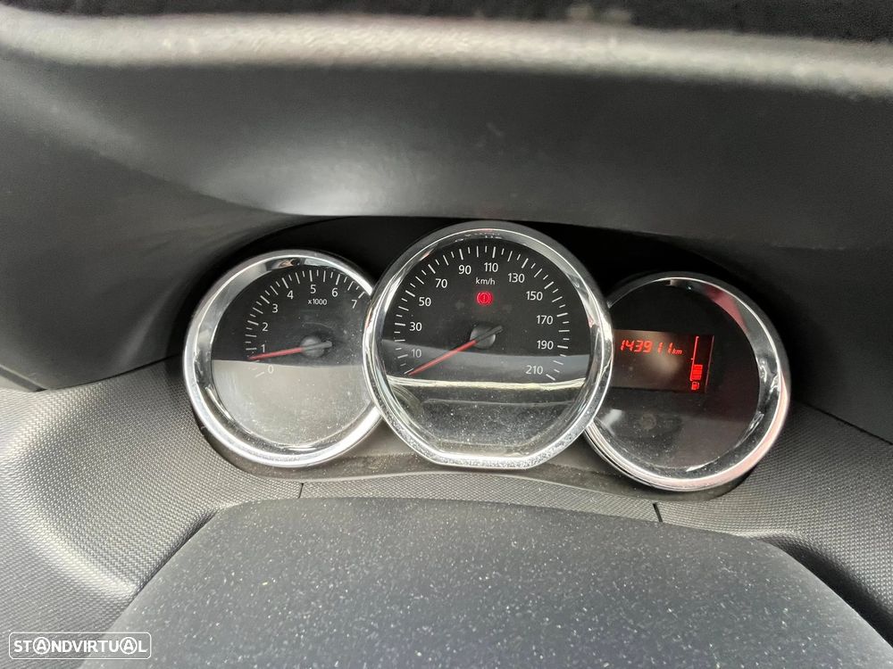 Dacia Duster 1.5 dCi Prestige - 18