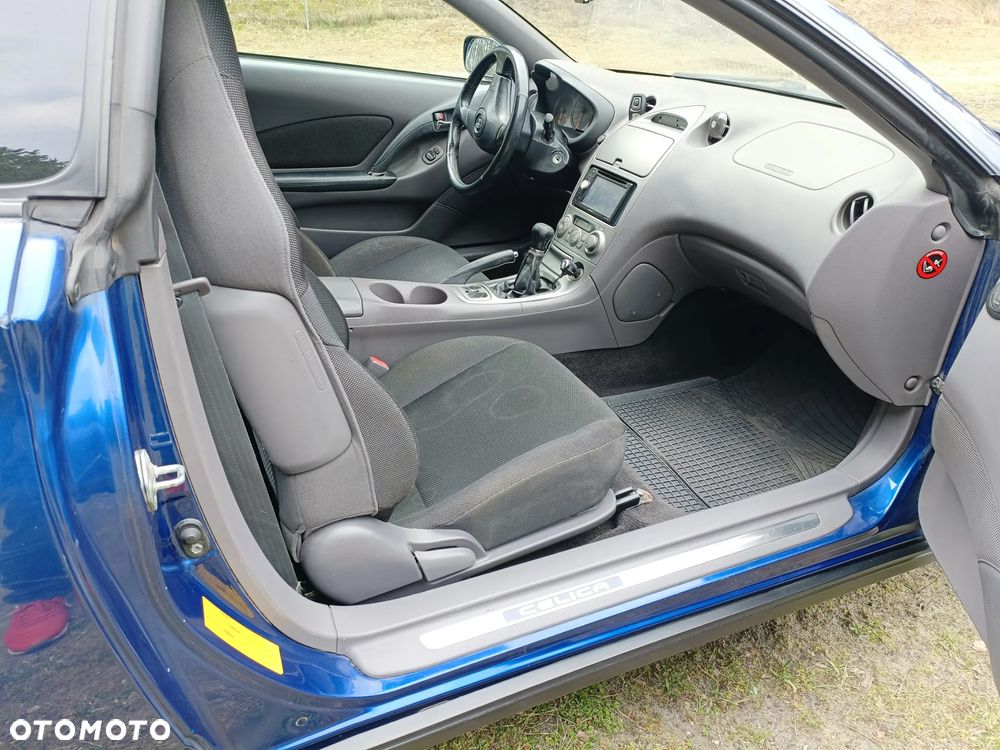 Toyota Celica 1.8 VVT-i Luna - 22
