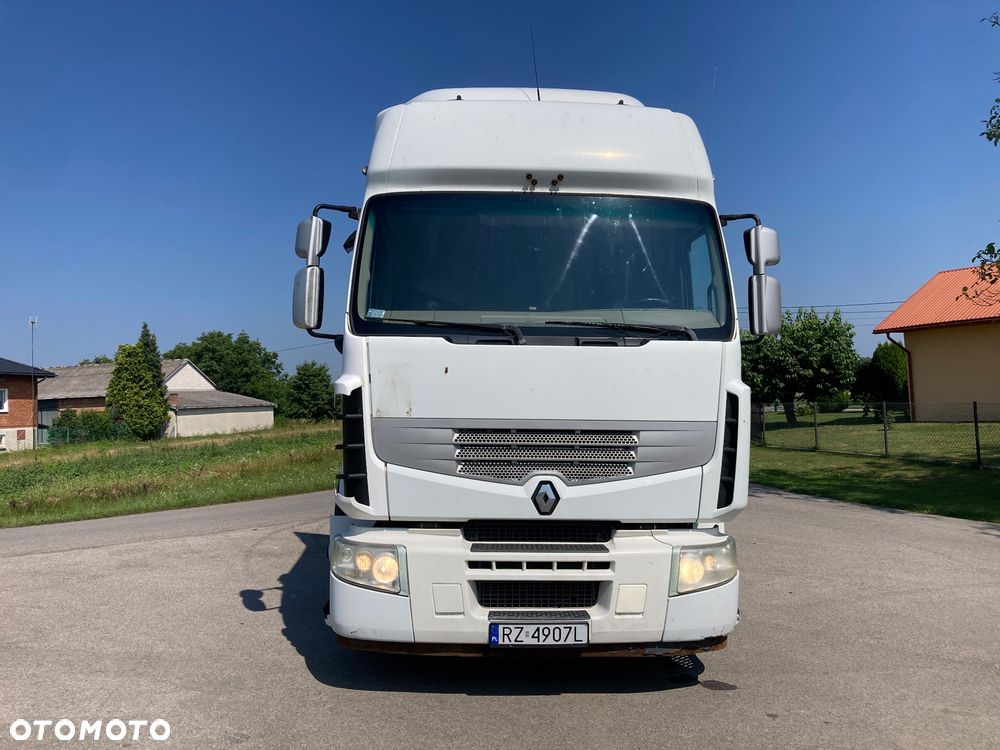 Renault Premium - 2