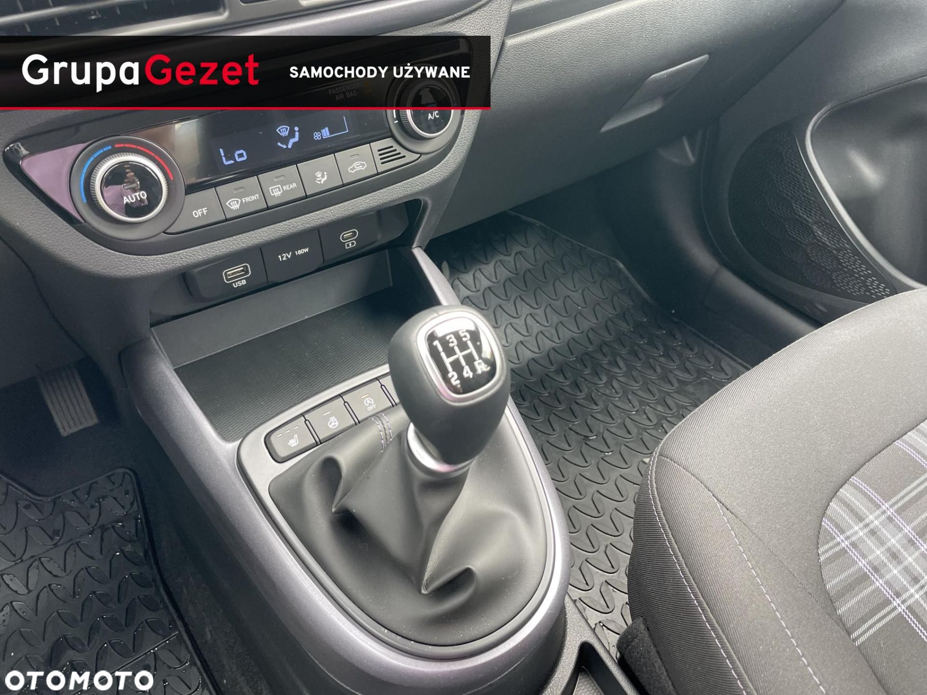 Hyundai i10 - 10