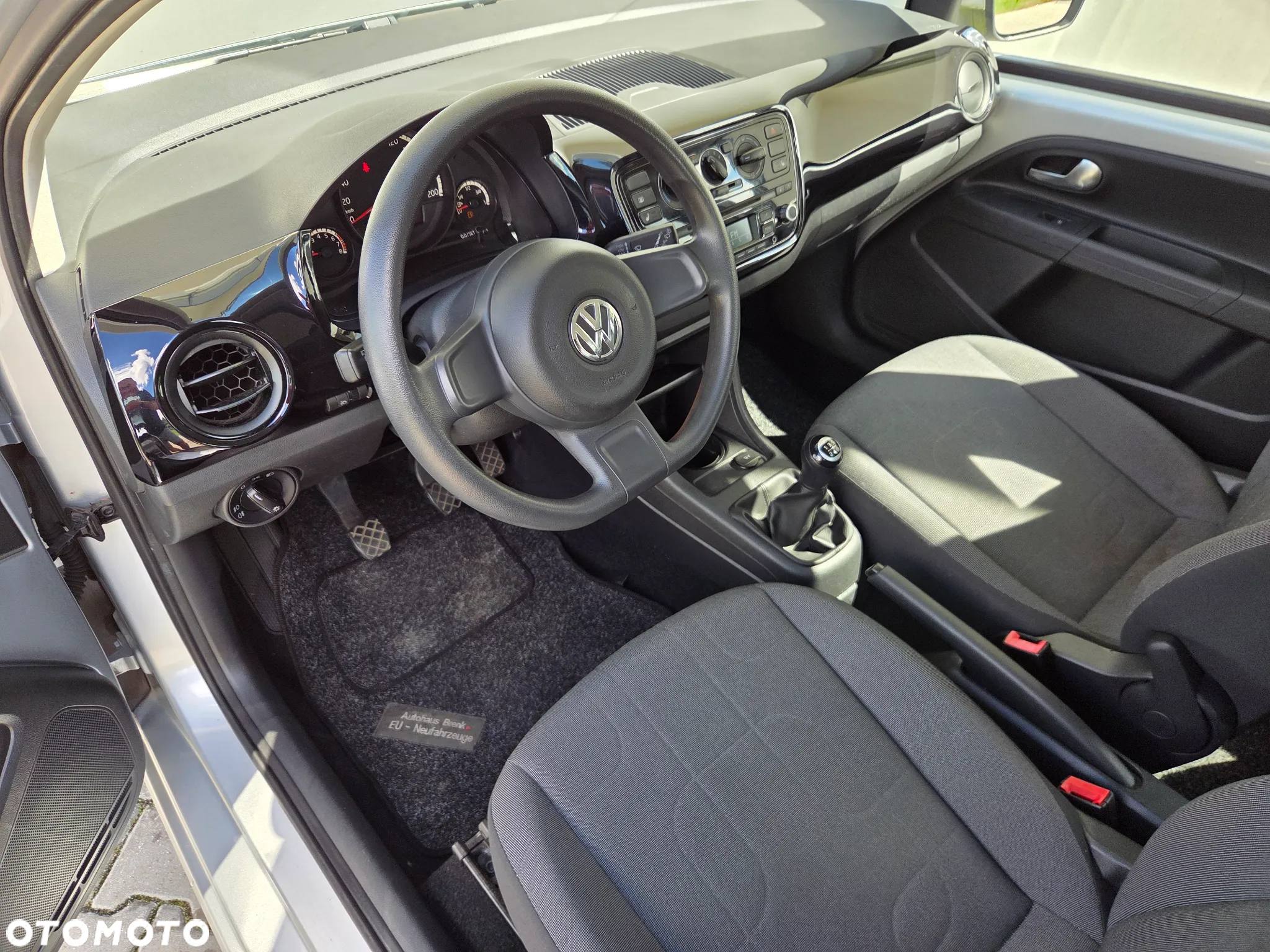 Volkswagen up! - 7