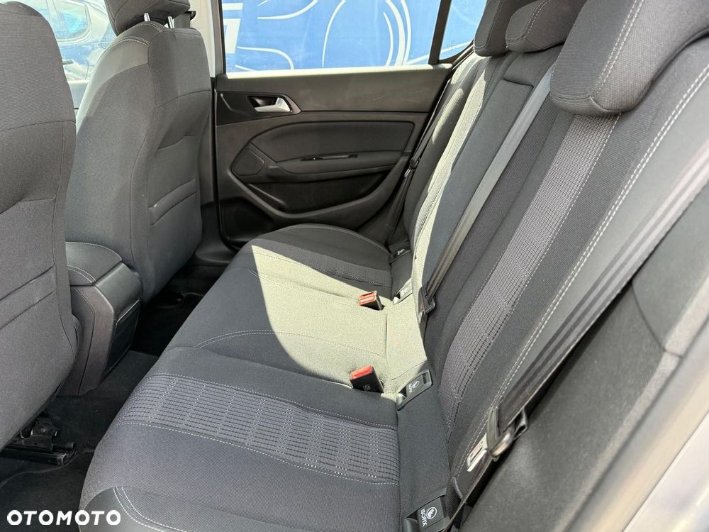 Peugeot 308 1.5 BlueHDi Allure S&S EAT8 - 13