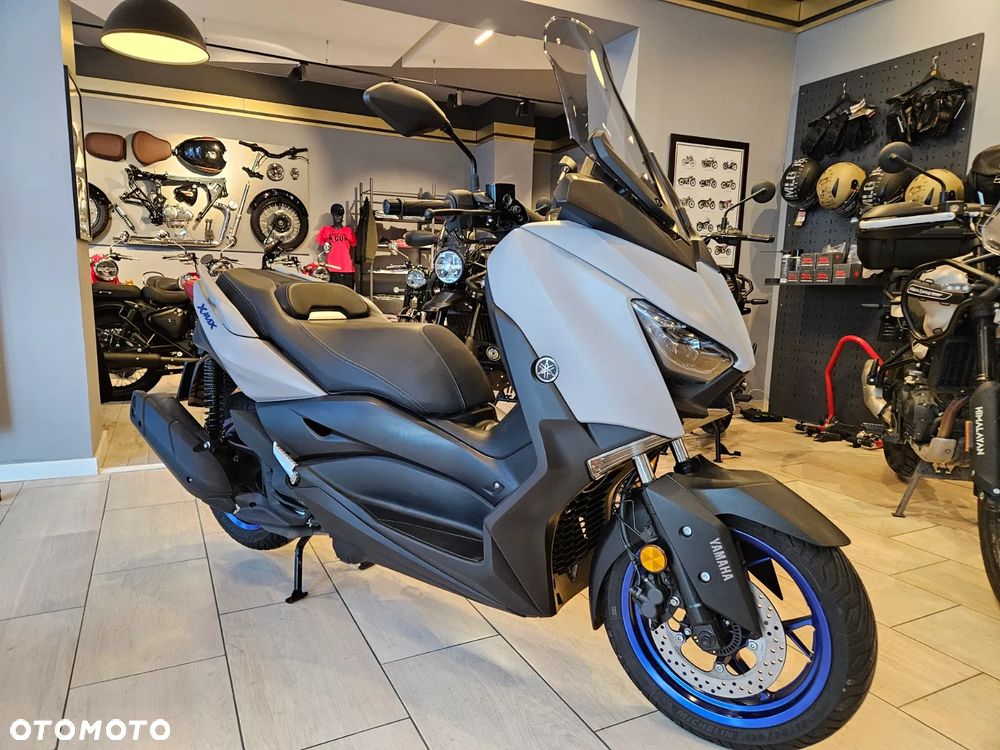 Yamaha X-max - 1