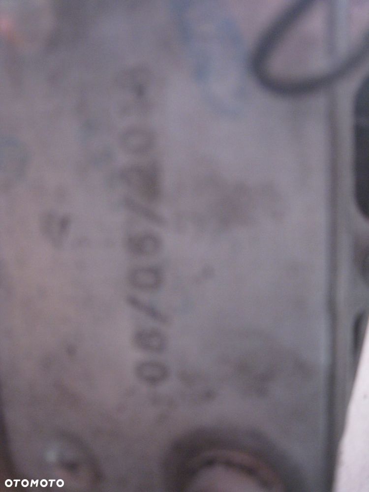 CHŁODNICA OLEJU FORD TRANSIT MK8 2,2 RWD - 2