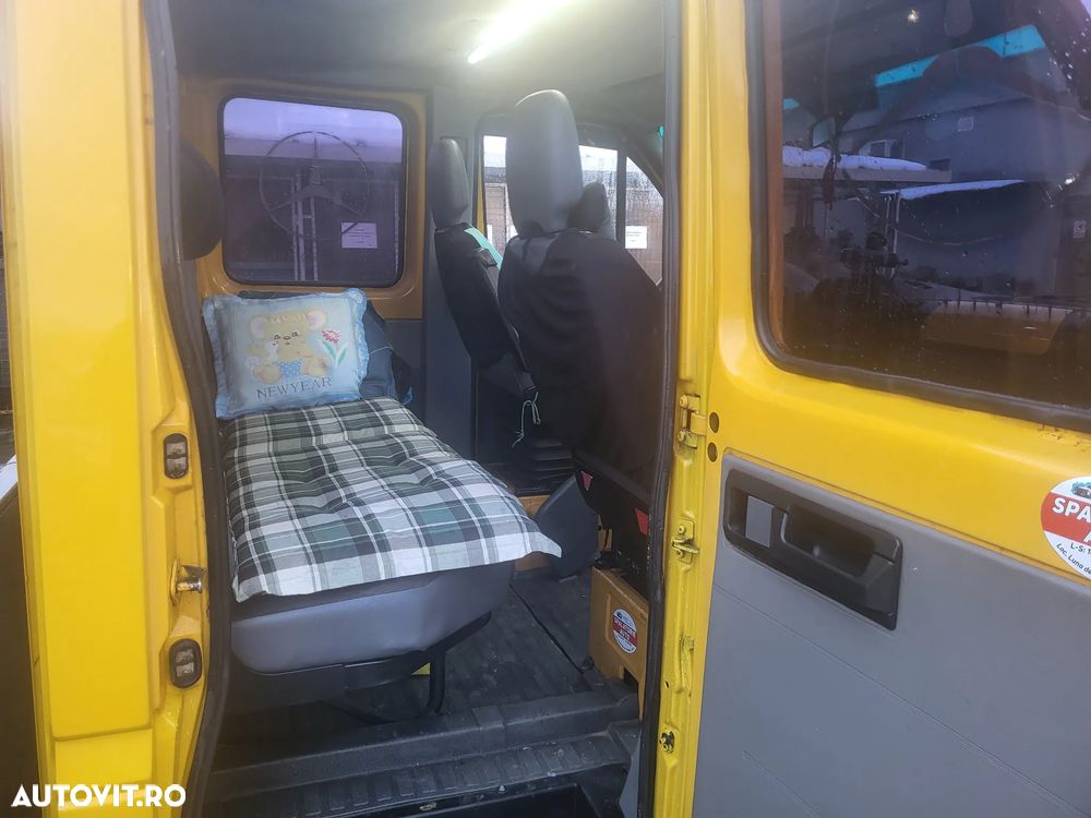 Mercedes-Benz Sprinter - 9