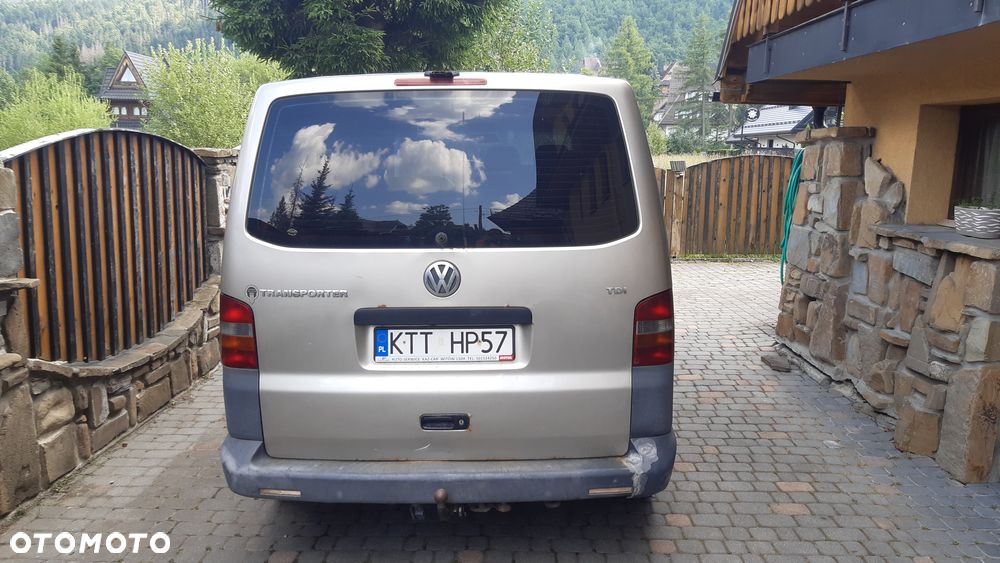 Volkswagen Transporter - 4