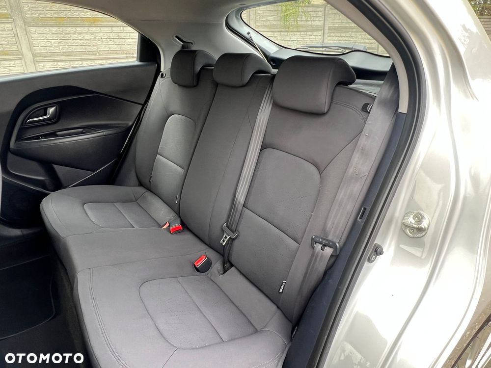 Kia Rio 1.2 Dream Team Edition - 30