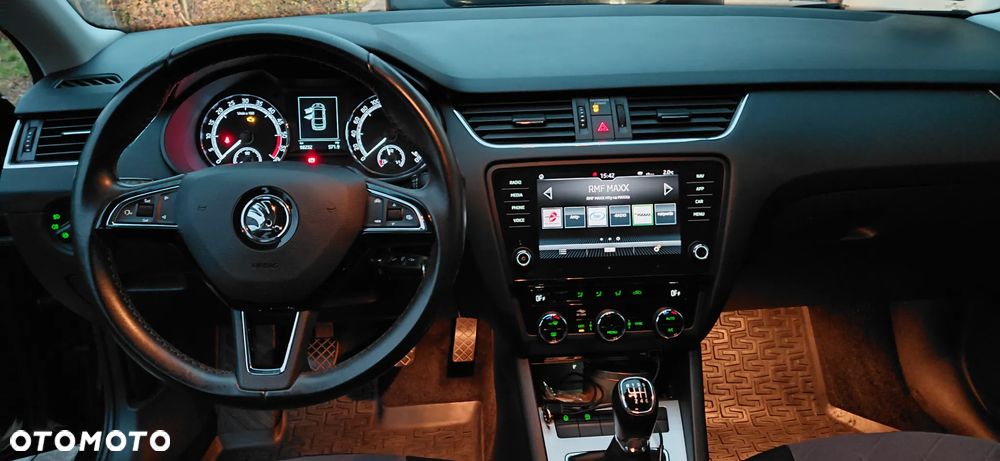 Skoda Octavia 2.0 TDI SCR Ambition - 14