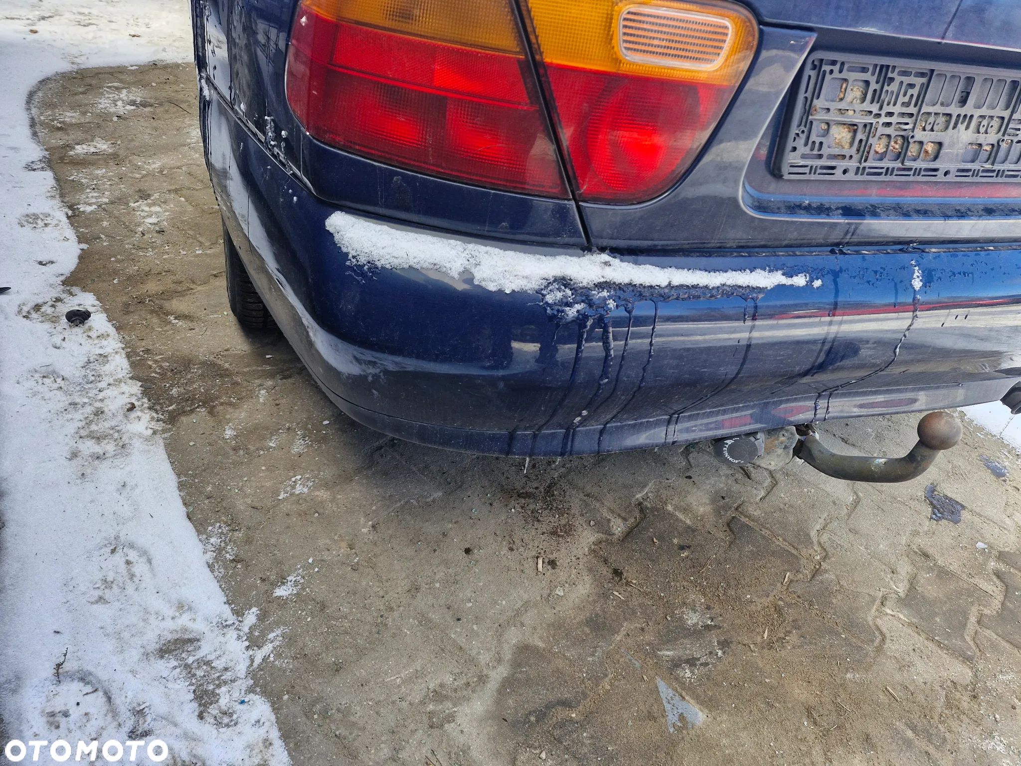 Hak holowniczy MITSUBISHI CARISMA 95-99 - 1